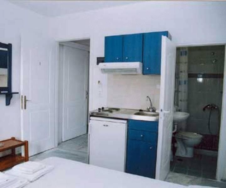 Athina Apartments Naxos Town Naxos City Екстериор снимка