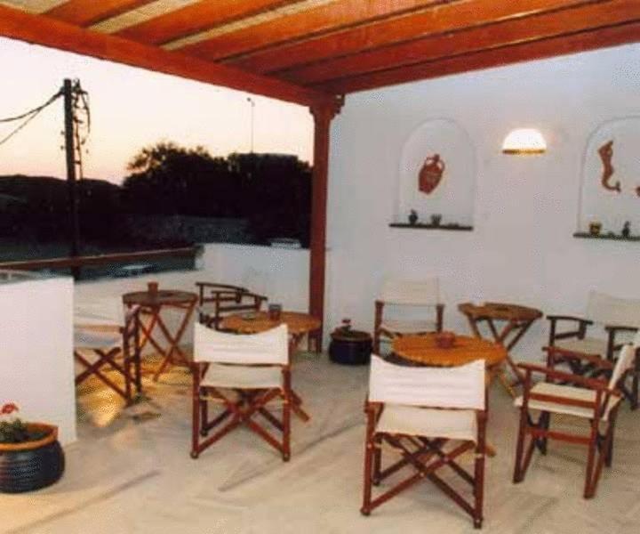 Athina Apartments Naxos Town Naxos City Екстериор снимка