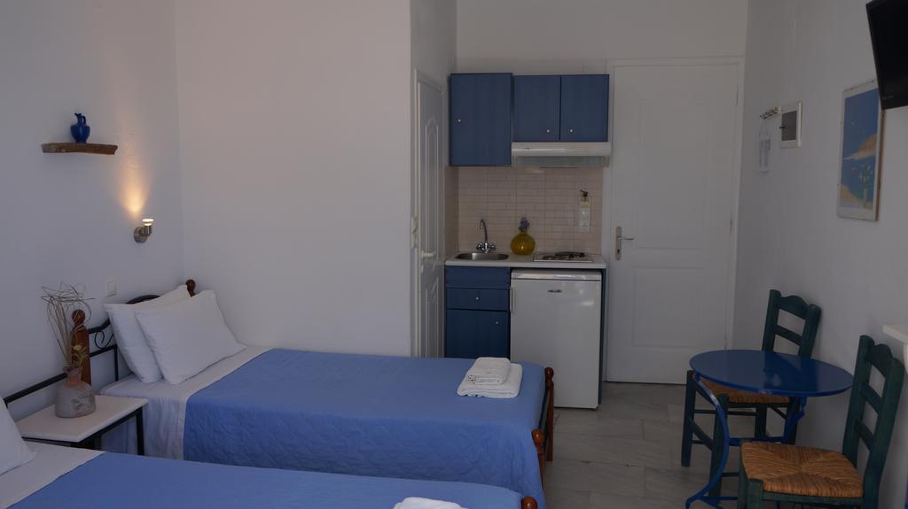 Athina Apartments Naxos Town Naxos City Екстериор снимка