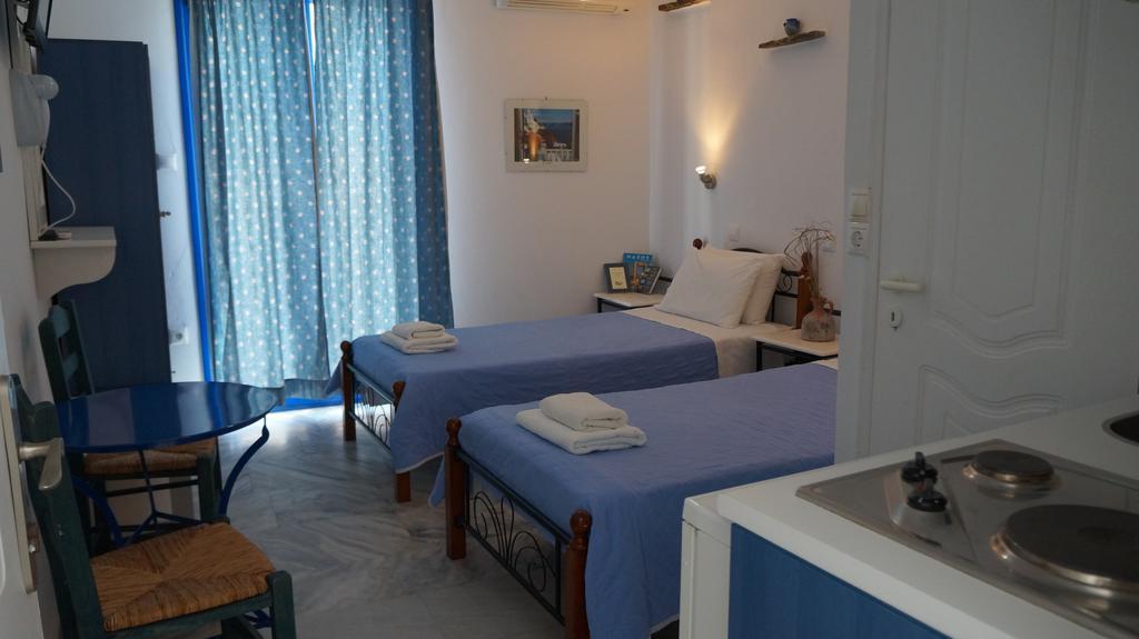 Athina Apartments Naxos Town Naxos City Екстериор снимка